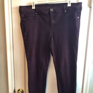 Maurices Jegging Skinny Jeans in Burgundy/Wine